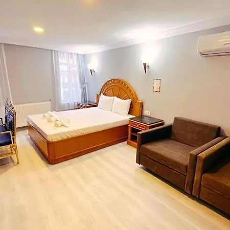 Magnolia Tour Company Hotel