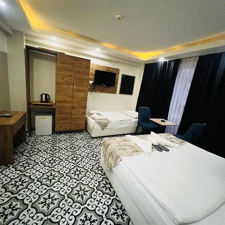 Magnolia Tour Company Hotel