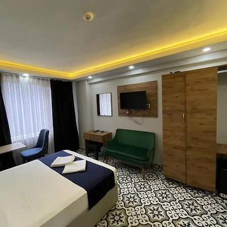 Magnolia Tour Company Hotel